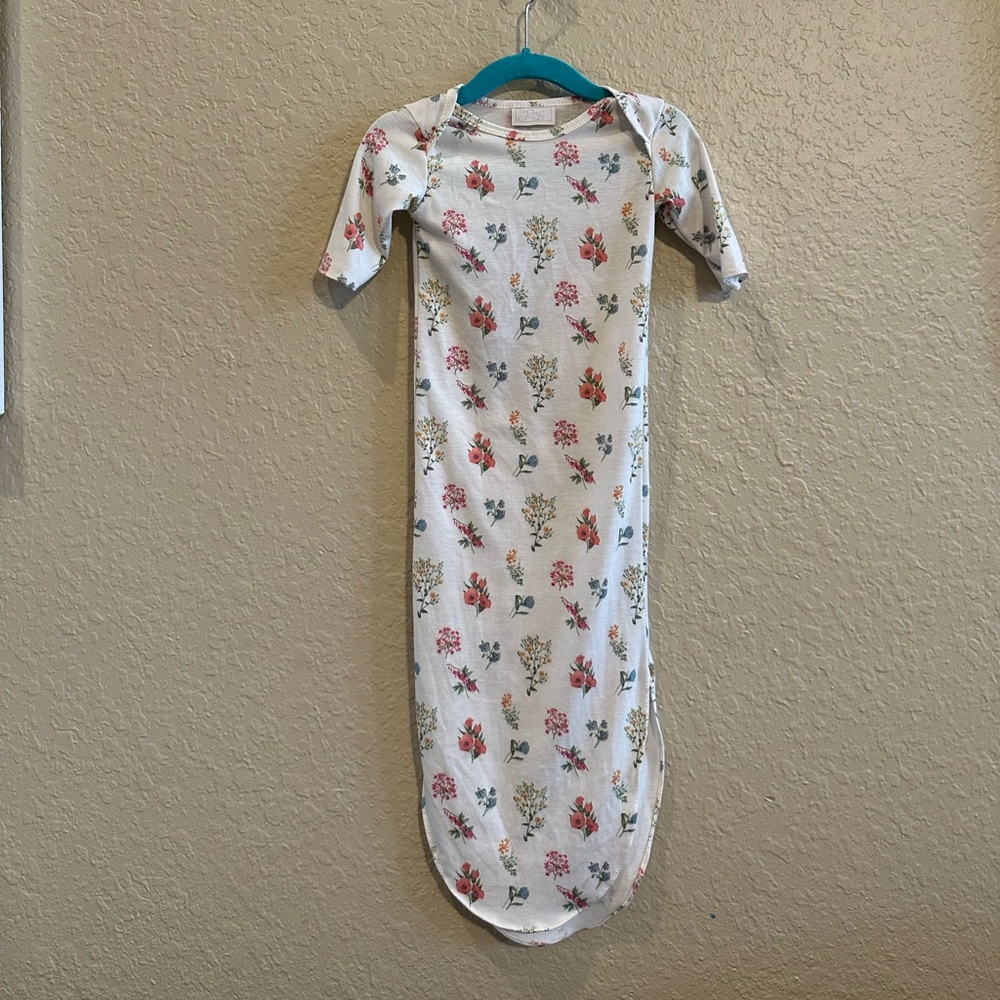 Last chance Toby Floral Gown 0-3M
